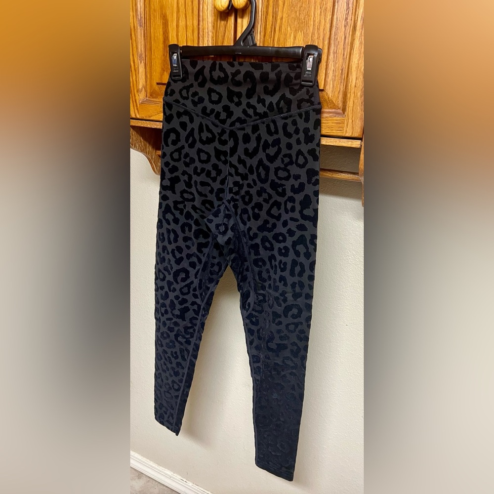 Balance Athletica Black Leopard Print Leggings EUC! - Picture 4 of 15